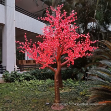 Arbre de fleur de pêche conduit